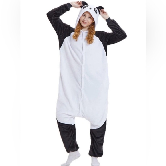 ✨Host pick✨Spirit Black and White Panda Hooded Jumpsuit size up to 44 - Picture 3 of 6